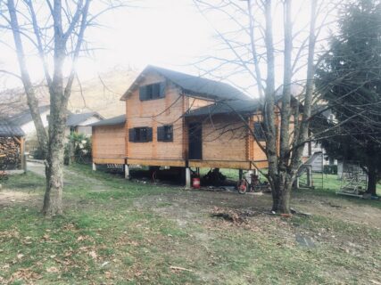 Installation électrique sans électricien avec les kits électricité Electrikit - maison en bois
