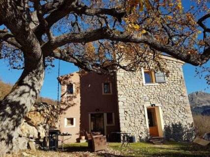 Rénovation Alpes-de-Haute-Provence pose d'une installation électrique en kit prêt-à-poser Electrikit